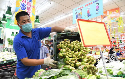 加大农产品备货量，全力保障市场稳定供应